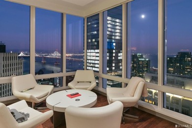 A rare turn-key offering of a fully furnished luxury residence - photo 6