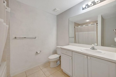 Priced to sell immediately! This move-in ready 2/2/1 townhome in - photo 14