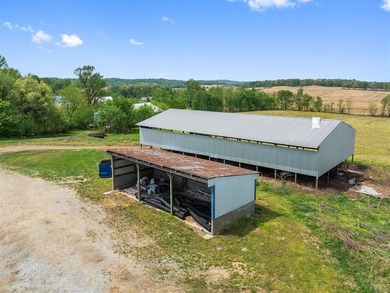 This is a very well-maintained 6-house broiler poultry farm. The - photo 16