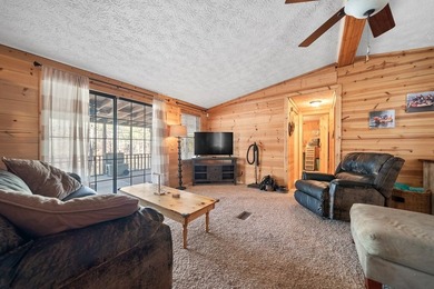 WE HAVE REDUCED THE PRICE. 5 bedroom 3 bath house with 200 feet - photo 18