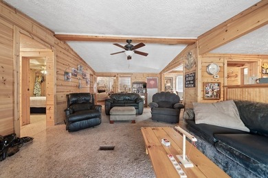 WE HAVE REDUCED THE PRICE. 5 bedroom 3 bath house with 200 feet - photo 20