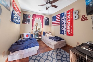 WE HAVE REDUCED THE PRICE. 5 bedroom 3 bath house with 200 feet - photo 30