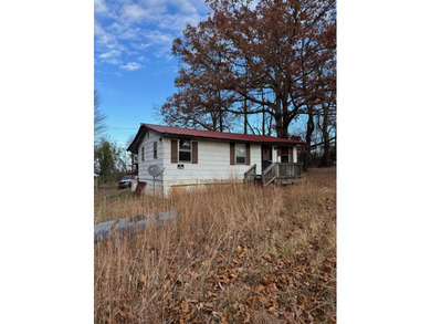 Smith Mountain Lake Home Sale Pending in Hardy Virginia