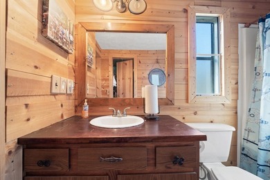 WE HAVE REDUCED THE PRICE. 5 bedroom 3 bath house with 200 feet - photo 35