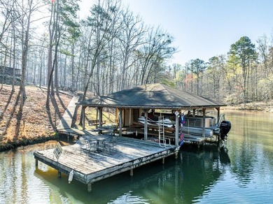 WE HAVE REDUCED THE PRICE. 5 bedroom 3 bath house with 200 feet - photo 46