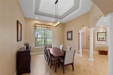***NO FLOOD ZONE l ZERO WATER INTRUSION EVER*** Discover a rare - photo 6