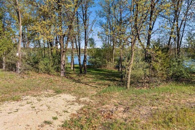 Rare opportunity to own over 2 acres of waterfront on beautiful - photo 6