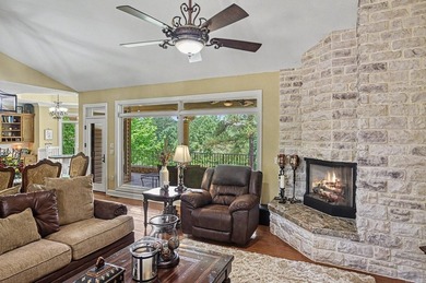 Dreams do come true.....Executive custom built home overlooking - photo 2