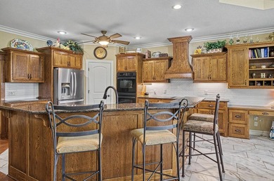 Dreams do come true.....Executive custom built home overlooking - photo 3
