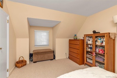 Meticulously maintained, expanded and renovated 4 bedroom 2 bath - photo 15