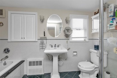 Meticulously maintained, expanded and renovated 4 bedroom 2 bath - photo 16