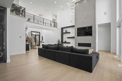 Welcome to 4212 Greenbrair, modern two-story home located in the - photo 4