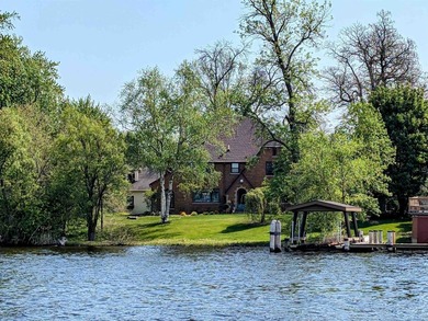 Wolf River waterfront one-of-a-kind majestic character home on - photo 6