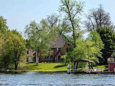 Wolf River waterfront one-of-a-kind majestic character home on - photo 8