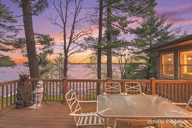 Lakefront Living on Castle Rock Lake - Rustic Charm! Experience - photo 1