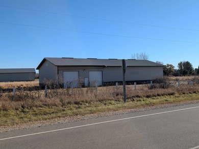 NEW listing! 50x100 ft building on 9.87 acres in a great - photo 2