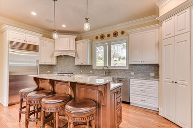 Fabulous Kisner-Built Home in The Reserve at Woodside. Nestled - photo 15