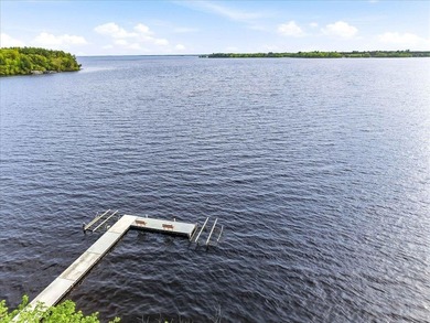 Lakefront Living on Castle Rock Lake - Rustic Charm! Experience - photo 10