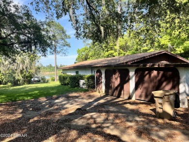 Lake Home For Sale in Paisley, Florida