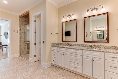 Fabulous Kisner-Built Home in The Reserve at Woodside. Nestled - photo 27