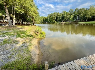 Beautiful building lot with Weiss Lake access common lot with - photo 7