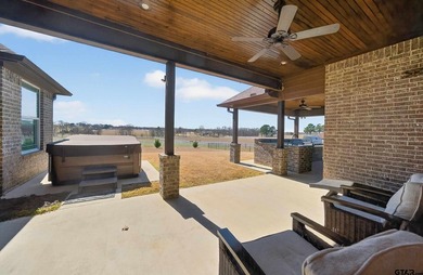 Discover luxury equestrian living in Stallion Lake Ranch - photo 30
