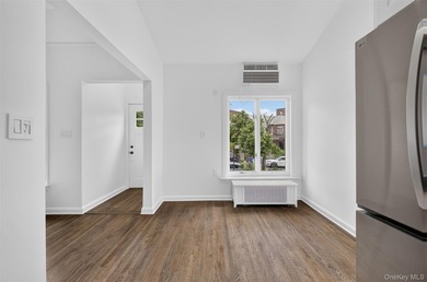 Perfectly situated in the heart of desirable Forest Hills, this - photo 6