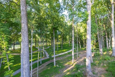 Last opportunities!! ONE-LEVEL LIVING in the heart of Peachtree - photo 38