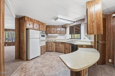 Escape to your own private Central Oregon retreat! Nestled on 4 - photo 5