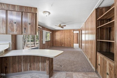 Escape to your own private Central Oregon retreat! Nestled on 4 - photo 6
