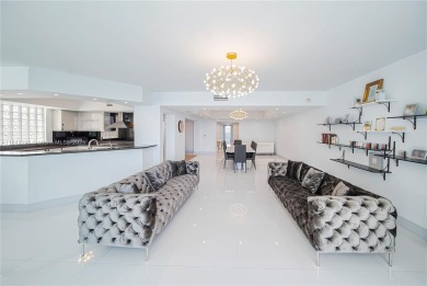 LUXURIOUS WATERFRONT LIFESTYLE - ELEGANT 3 BEDROOM, 3.5 BATH +