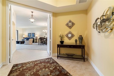 LUXURY HARBORFRONT CONDO WITH PANORAMIC VIEWS - FURNISHED & - photo 14