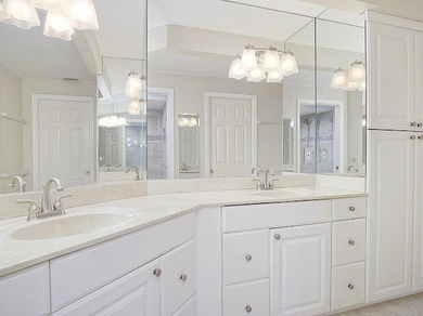 Beautifully updated 2BR/2BA first-floor condo with stunning lake - photo 21