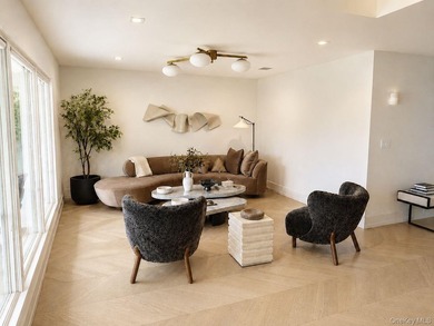 Welcome to this exceptional contemporary residence featuring 6 - photo 3
