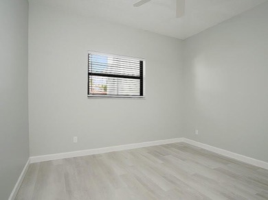 Beautifully updated 2BR/2BA first-floor condo with stunning lake - photo 26
