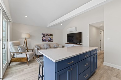 Enjoy refined seaside living with this exceptional dual-unit - photo 12
