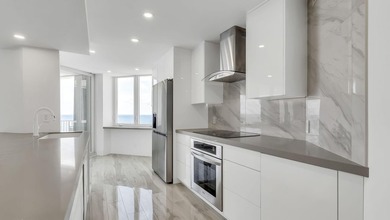 Welcome to this stunning turnkey 2-bedroom, 2-bathroom condo - photo 15