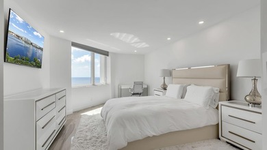 Welcome to this stunning turnkey 2-bedroom, 2-bathroom condo - photo 16