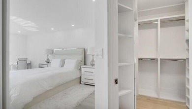 Welcome to this stunning turnkey 2-bedroom, 2-bathroom condo - photo 20