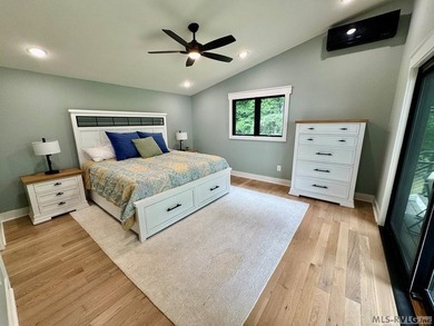 Beautiful Private Point Lake Retreat on the Roanoke River - photo 25