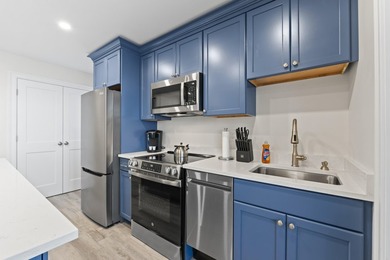 Enjoy refined seaside living with this exceptional dual-unit - photo 28