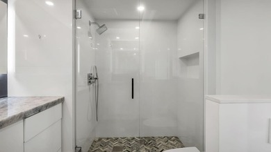 Welcome to this stunning turnkey 2-bedroom, 2-bathroom condo - photo 28