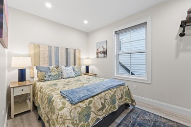 Enjoy refined seaside living with this exceptional dual-unit - photo 33