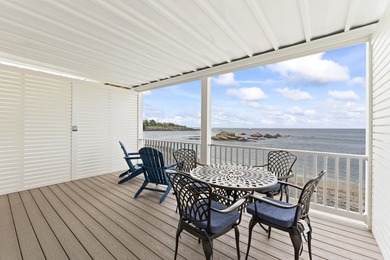 Enjoy refined seaside living with this exceptional dual-unit - photo 40