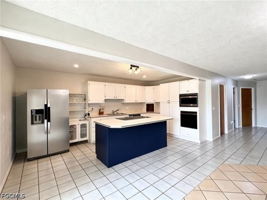 ALL ASSESSMENTS IN AND PAID! Needs a little TLC, but has lots of - photo 3