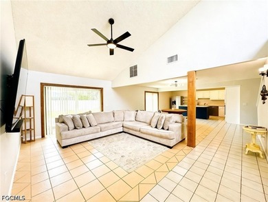 ALL ASSESSMENTS IN AND PAID! Needs a little TLC, but has lots of - photo 8