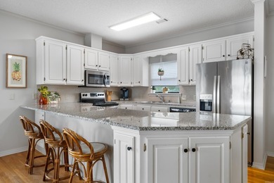Panoramic views of Lake Hamilton allow you to enjoy sunrise AND - photo 5