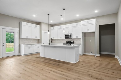 This New Build in the Highly Sought After 7 South Area is All - photo 9