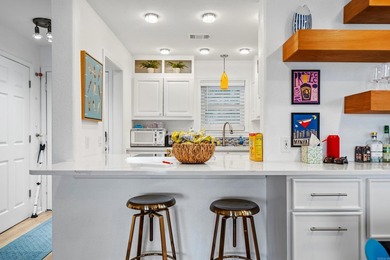 Experience the ultimate Lake Hamilton lifestyle in this - photo 12
