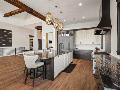 Stunning 5,949 sq ft custom-built luxury waterfront home (238' - photo 12